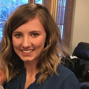 Meet your Posher, Alexandra